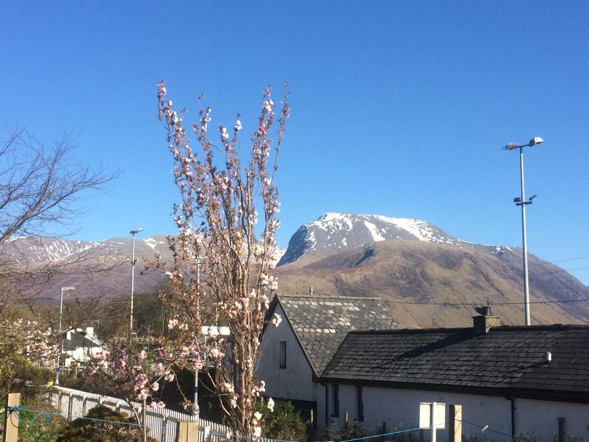 Snowgoose Apartments & Bunkhouse Fort William Dış mekan fotoğraf